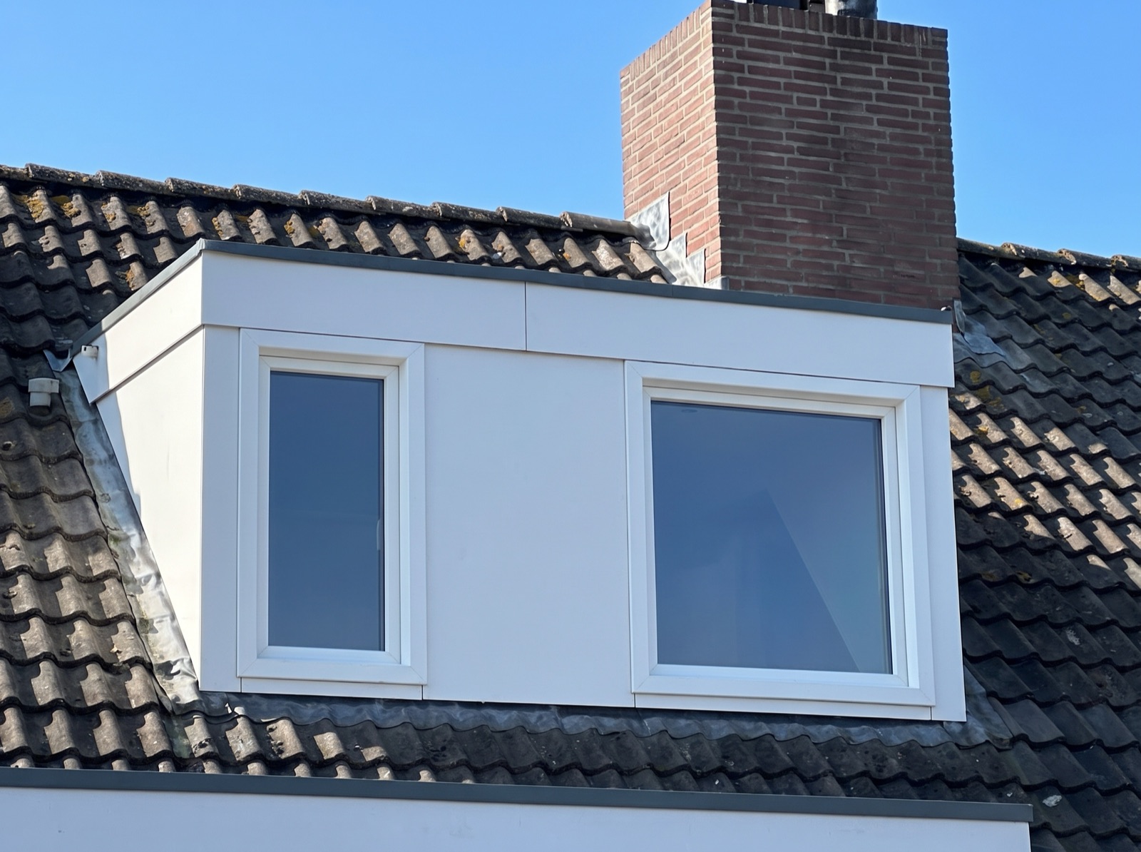 Prefab dakkapel in één dag geplaatst in Oisterwijk door Trizo